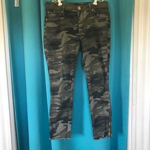Express Camo Legging